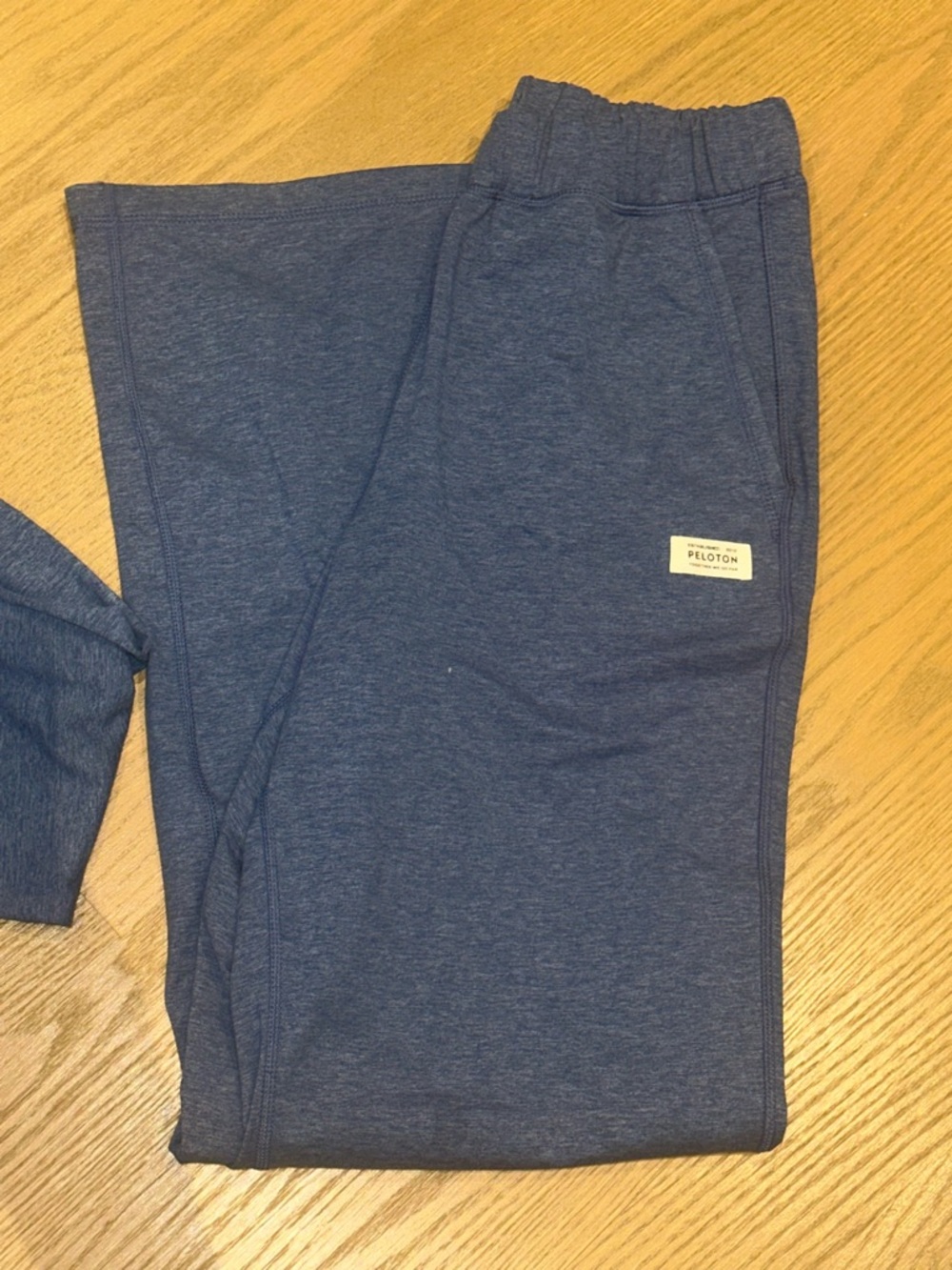 Peloton Matching Set - Picture 3 of 6